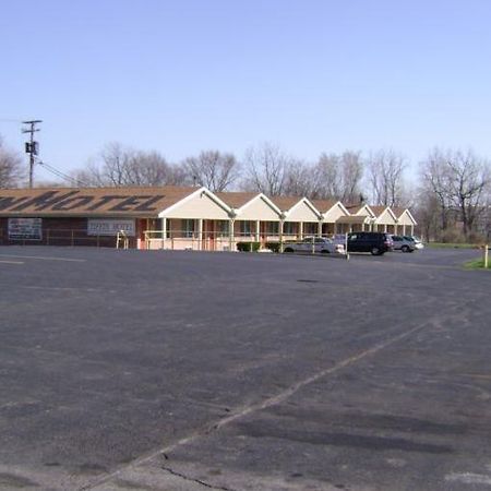 Tiffin Motel Exterior photo