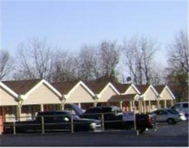 Tiffin Motel Exterior photo